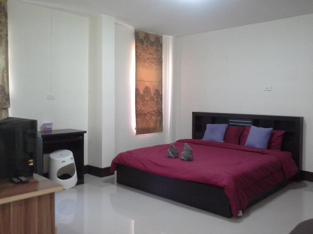 Bansappoori Aparthotel Lamphun Ruang foto