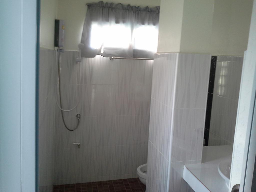 Bansappoori Aparthotel Lamphun Bagian luar foto
