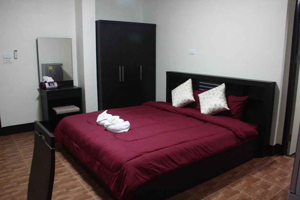 Bansappoori Aparthotel Lamphun Bagian luar foto