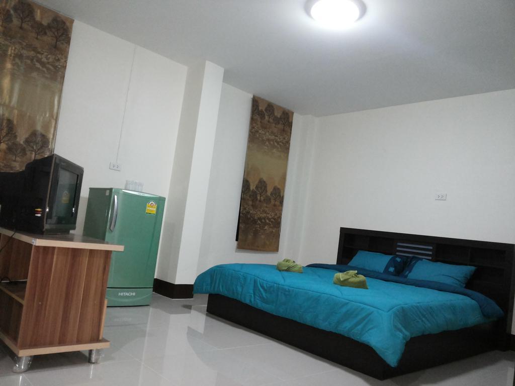 Bansappoori Aparthotel Lamphun Bagian luar foto