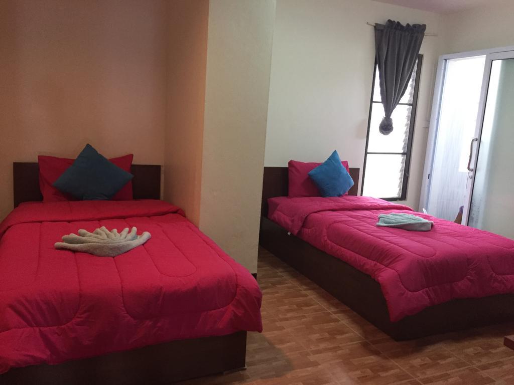 Bansappoori Aparthotel Lamphun Bagian luar foto