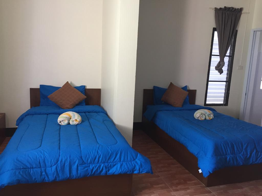 Bansappoori Aparthotel Lamphun Bagian luar foto